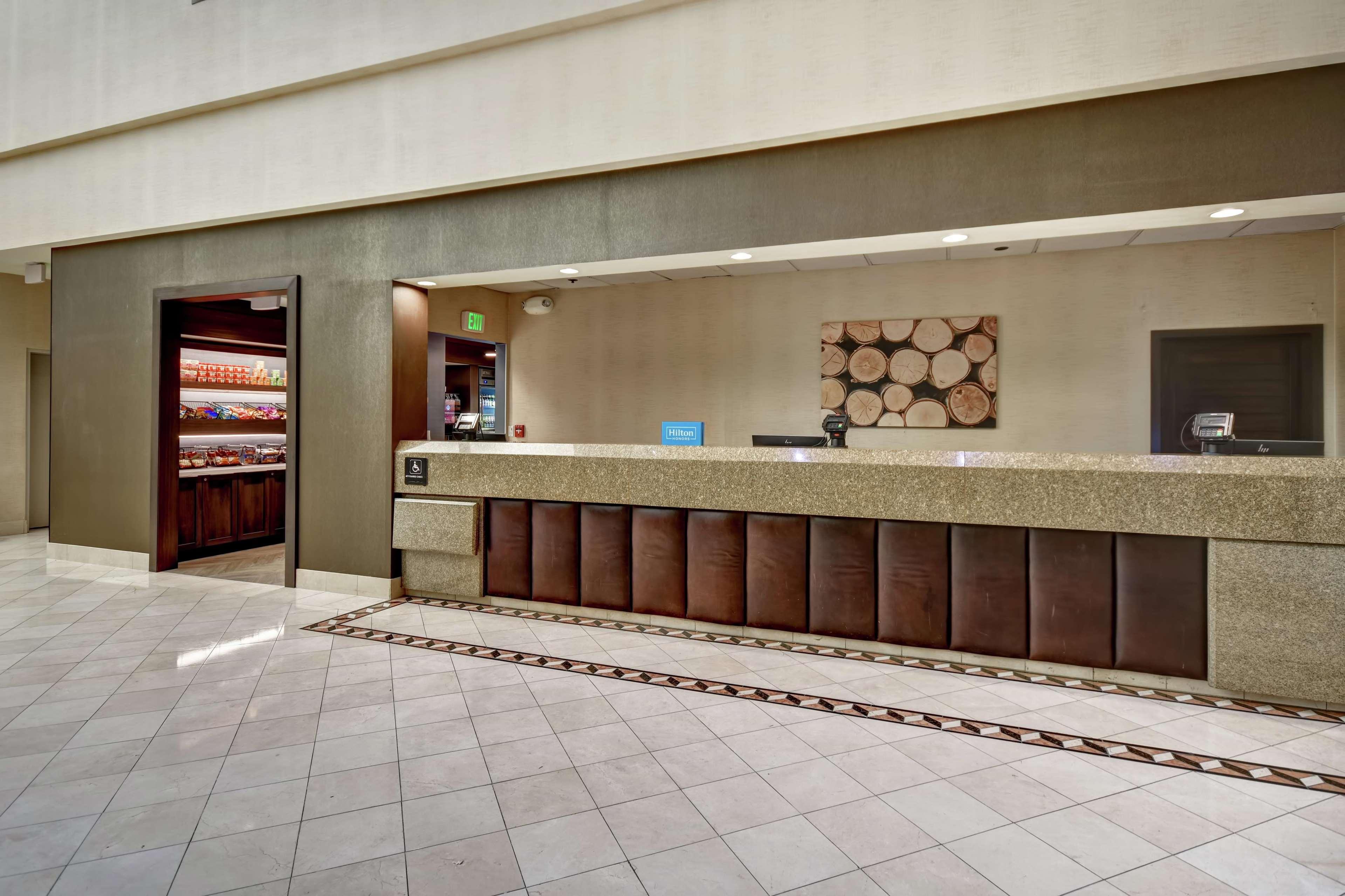 Embassy Suites By Hilton Santa Clara Silicon Valley Exterior photo