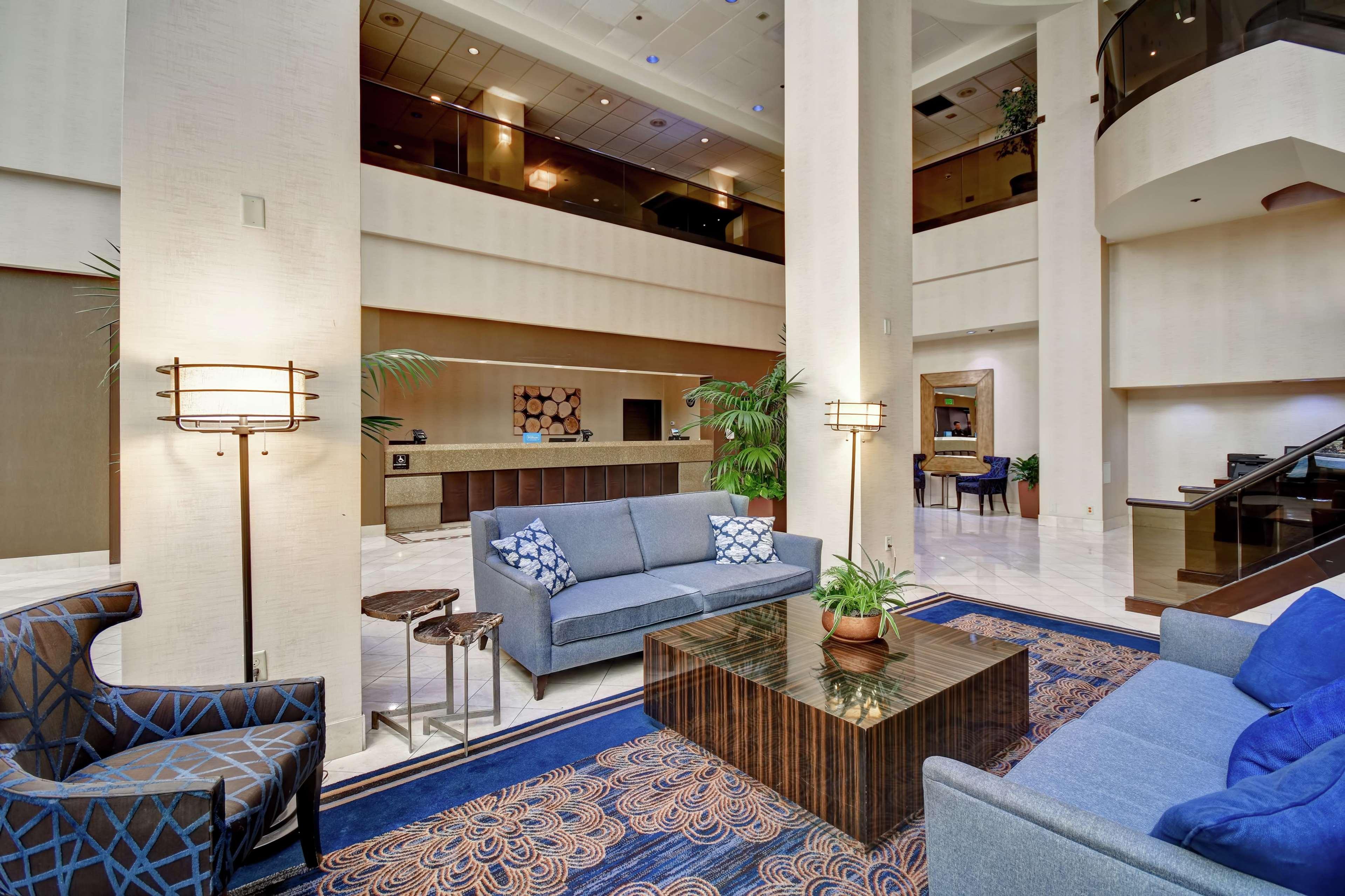 Embassy Suites By Hilton Santa Clara Silicon Valley Exterior photo
