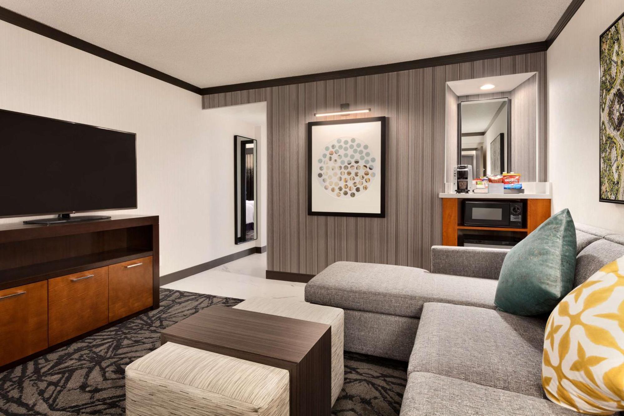 Embassy Suites By Hilton Santa Clara Silicon Valley Exterior photo